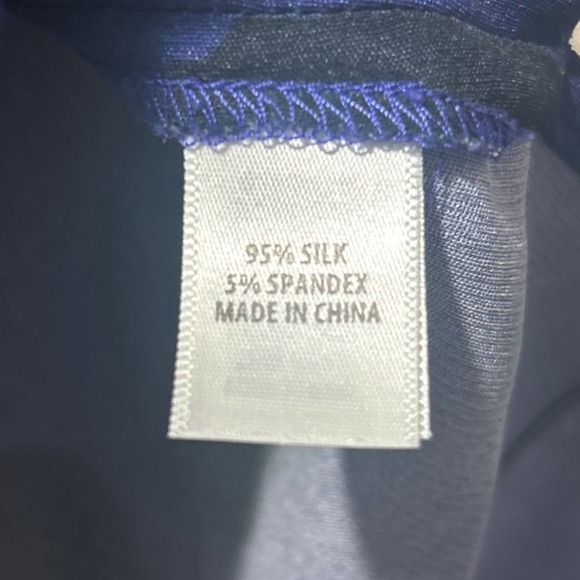 St John Silk Floral Navy Blue Black Button Front Tunic Top Blouse Shirt Small - Picture 6 of 10